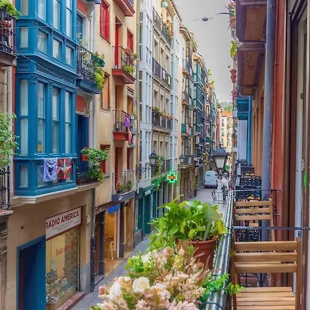 Piso Diseno Deluxe Casco Viejo Entrada Autonoma Y Ascensor Apartman Bilbao