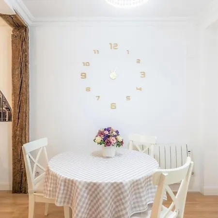 Апартаменты Piso Diseno Deluxe Casco Viejo Entrada Autonoma Y Ascensor Бильбао