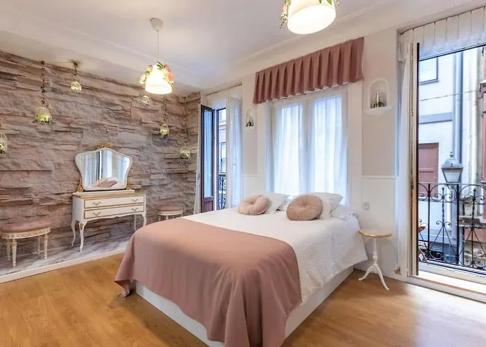 Piso Diseno Deluxe Casco Viejo Entrada Autonoma Y Ascensor Bilbao