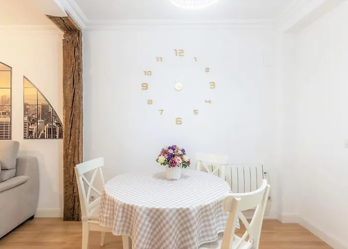 Apartment Piso Diseno Deluxe Casco Viejo Entrada Autonoma Y Ascensor Bilbao